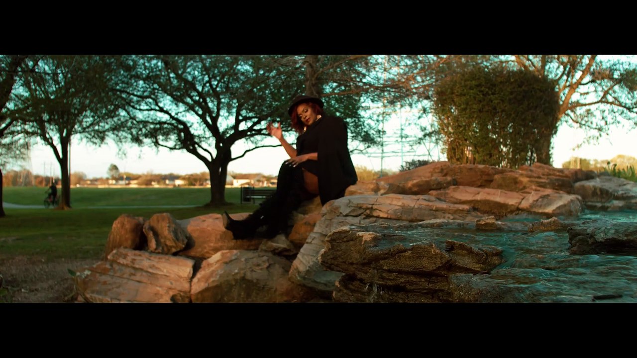 Lady Bain - "Limitless"