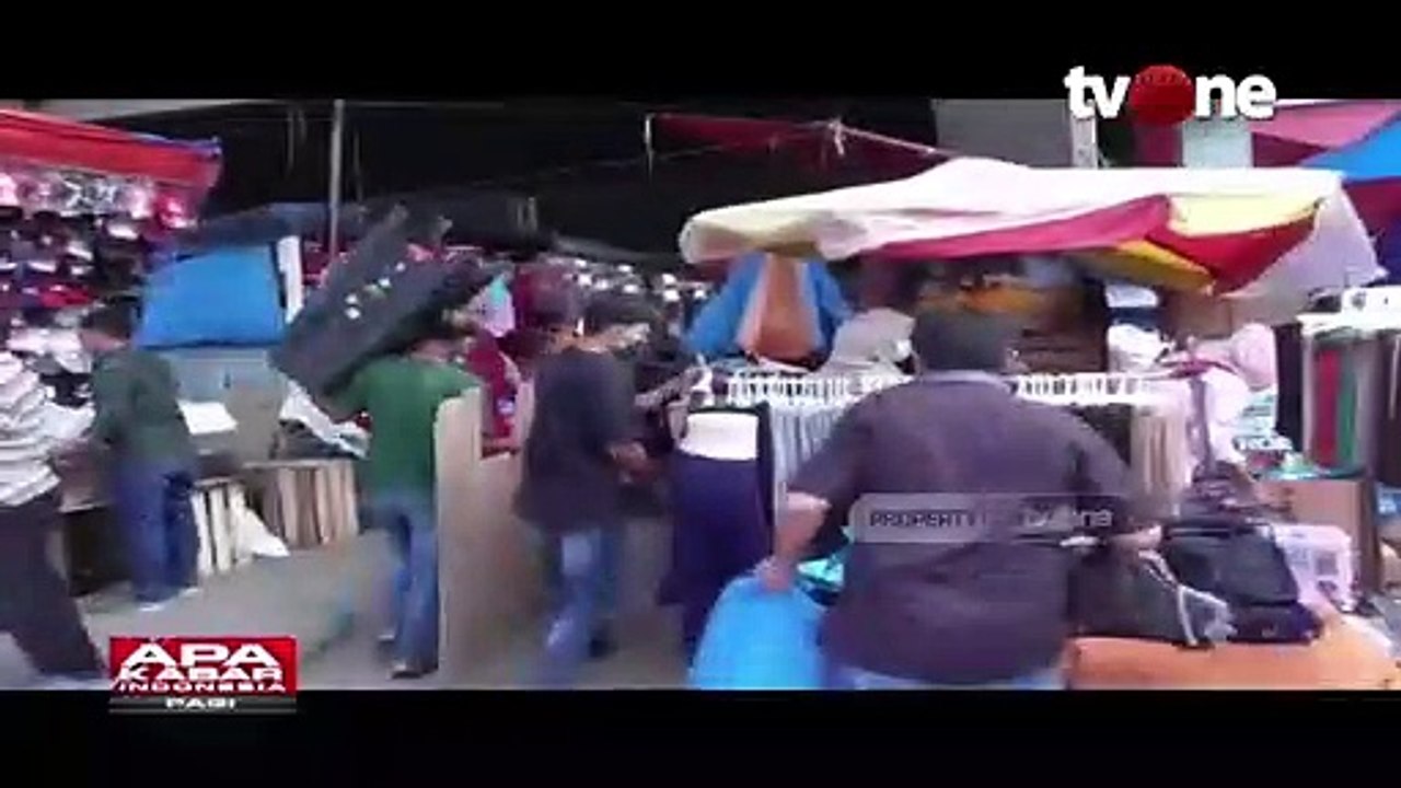 Petugas Gabungan Uji Sampling Bahan Makanan di...