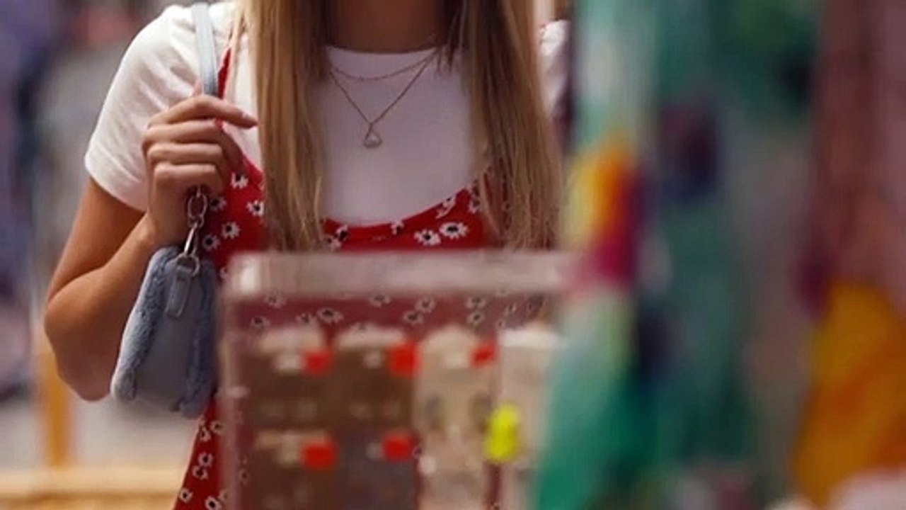 Cruel Summer 1x01 Sneak Peek #2 Happy Birthday, Jeanette Turner (2021) Olivia Holt series