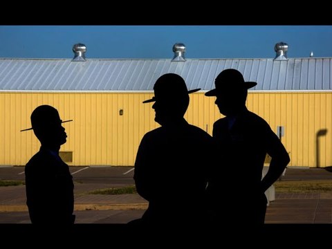 Marine Corps Recruit Depot opens graduations back up to the public | Moon TV News