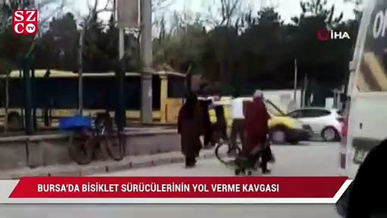 Bursa’da bisiklet sürücülerinin yol verme kavgasında yumruklar konuştu