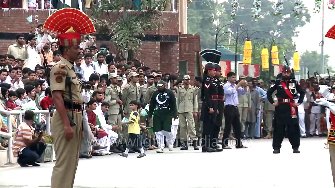 High end competition between Pakistan & India at Wagah Border