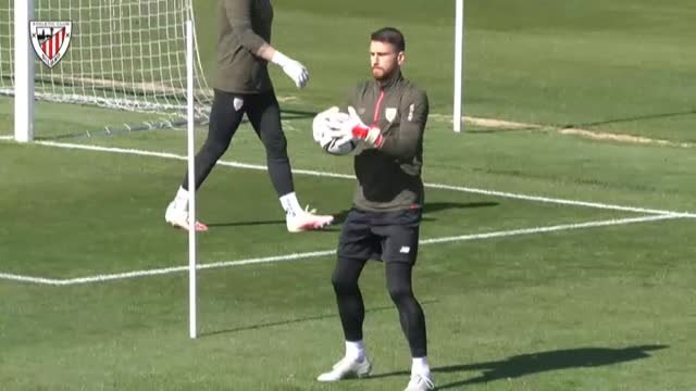 Último entrenamiento del Athletic antes de viajar a Sevilla