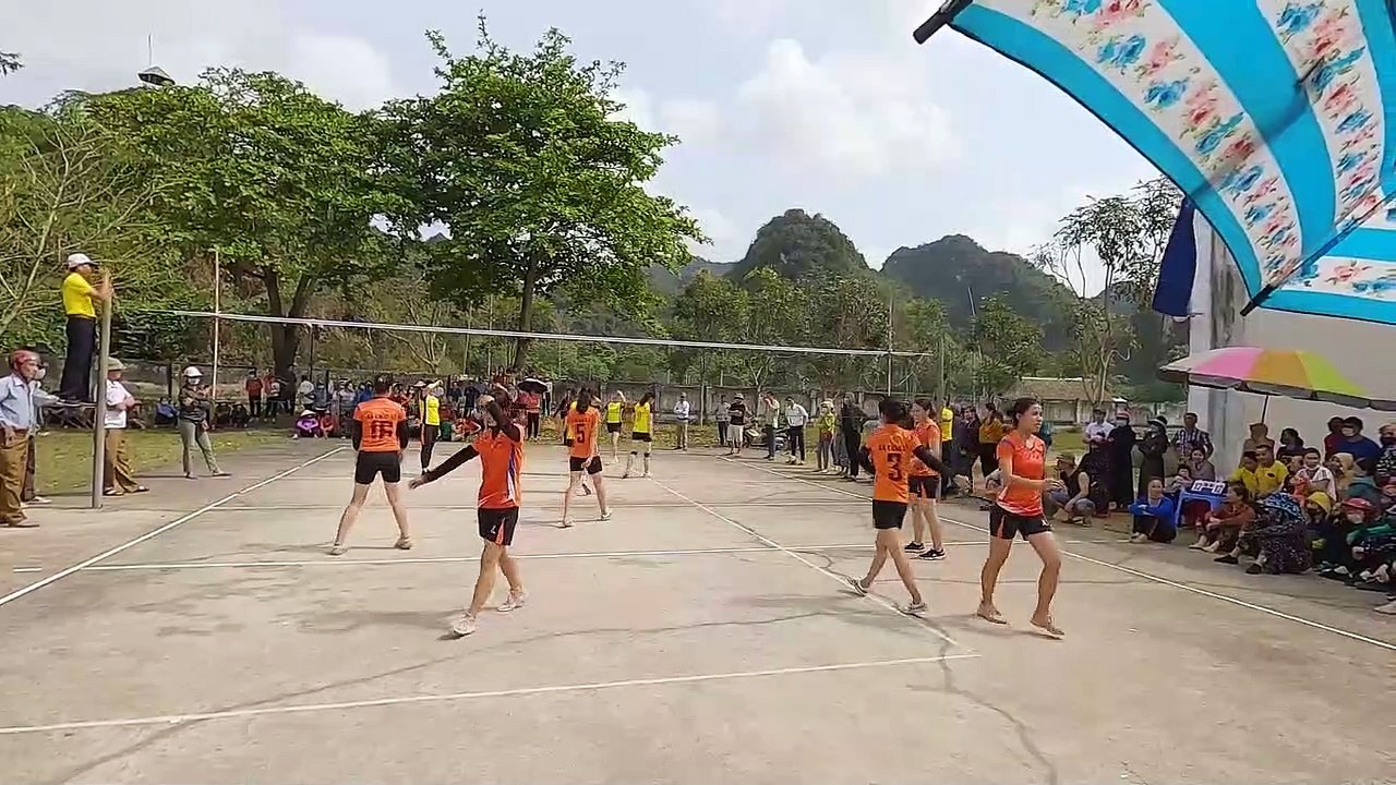 Bóng Chuyền Nữ Qùy Hợp - Xã Châu Lý Gặp Xã Hạ Sơn