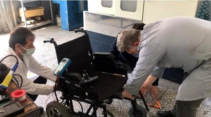 Bu öğretmenler 'engeli' ortadan ücretsiz kaldırıyor