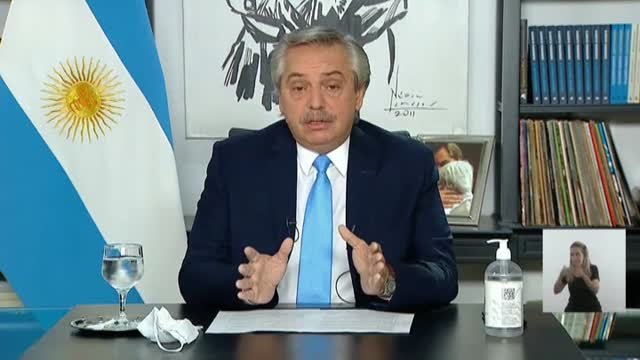 Cierre de escuelas en Buenos Aires para atajar la segunda ola del coronavirus en Argentina