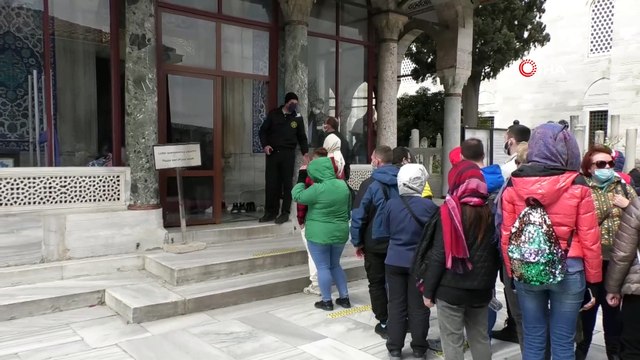 Hürrem Sultan vefatının 463. yılında kabri başında anıldı