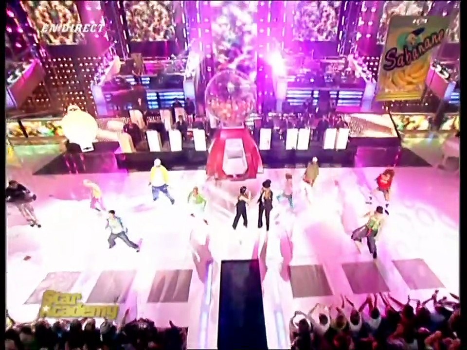 Lââm chante "Petite soeur" en live à la Star Academy 6