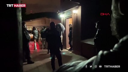 Maskeli partiye koronavirüs baskını