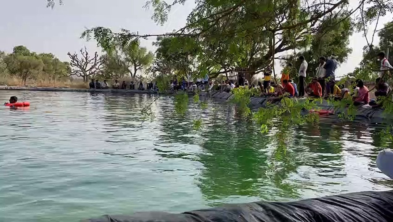 VIDEO : पाली : 25 फीट गहरे पानी के हौद में डूबा...