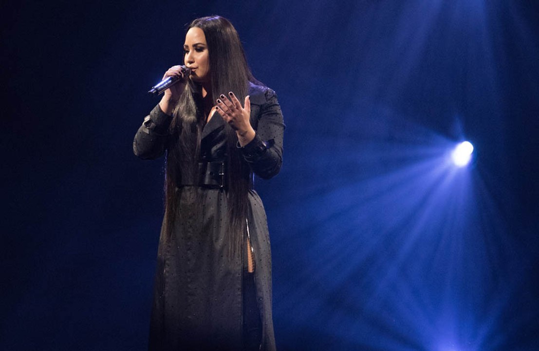Demi Lovato fühlt sich “am schönsten” ohne Make-up