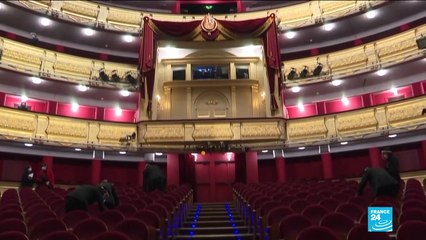 Covid-19 en France : réunion à l'Élysée sur la réouverture des lieux fermés