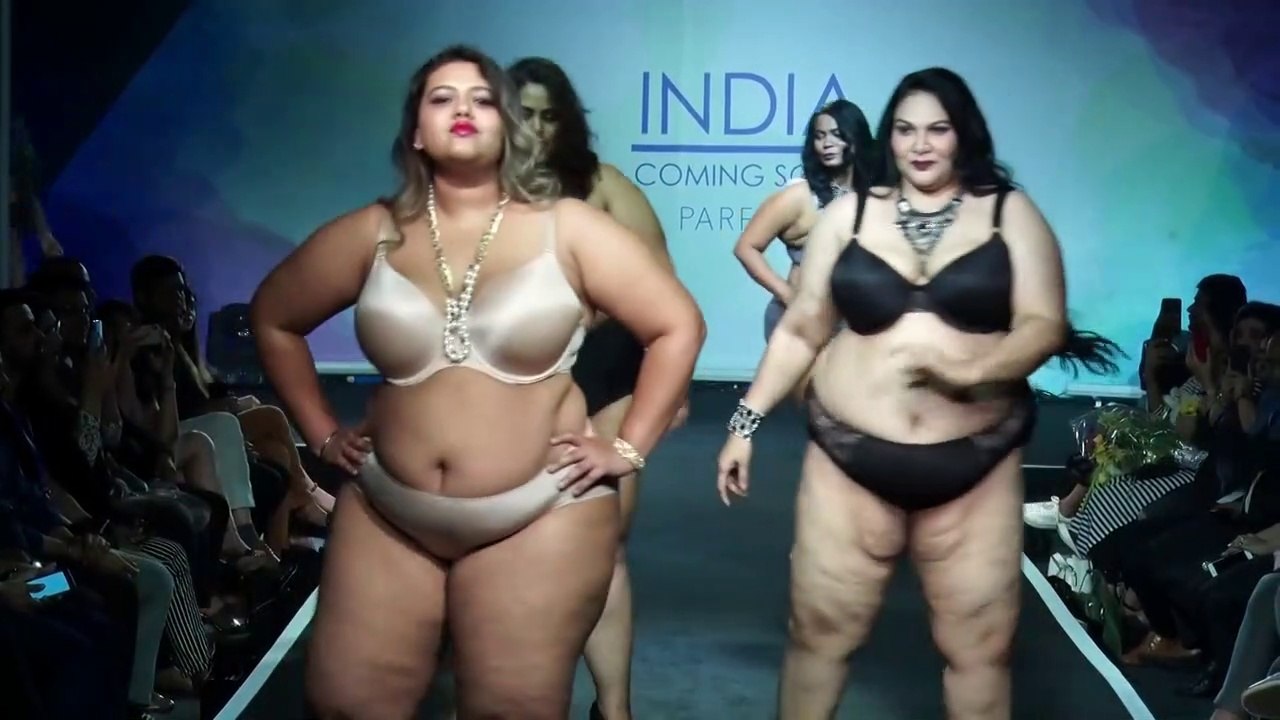 Beautiful  Plus Size  Women's  | India Fashion Show for  Plus Size