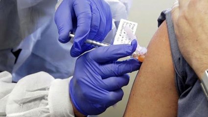 Koronavirüs aşısına gitmeyenlerin sayısı çok olunca çözümü iki koli yumurtada buldular