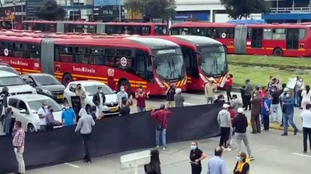 Comerciantes protestan contra restricciones por covid-19 en Bogotá