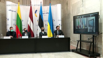 Ucrânia acusa Rússia de querer 'destruí-la'