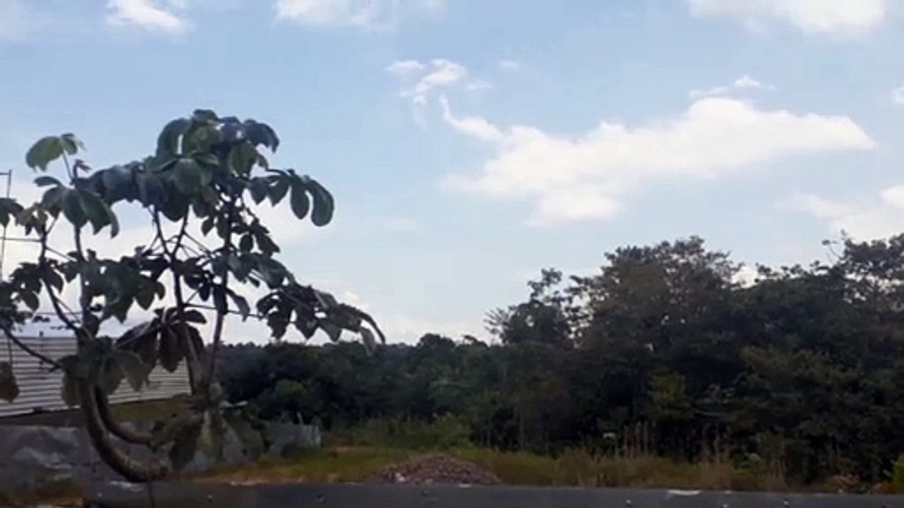 Embraer 195 PR-AYO na aproximação final antes de pousar em Manaus vindo de Campinas