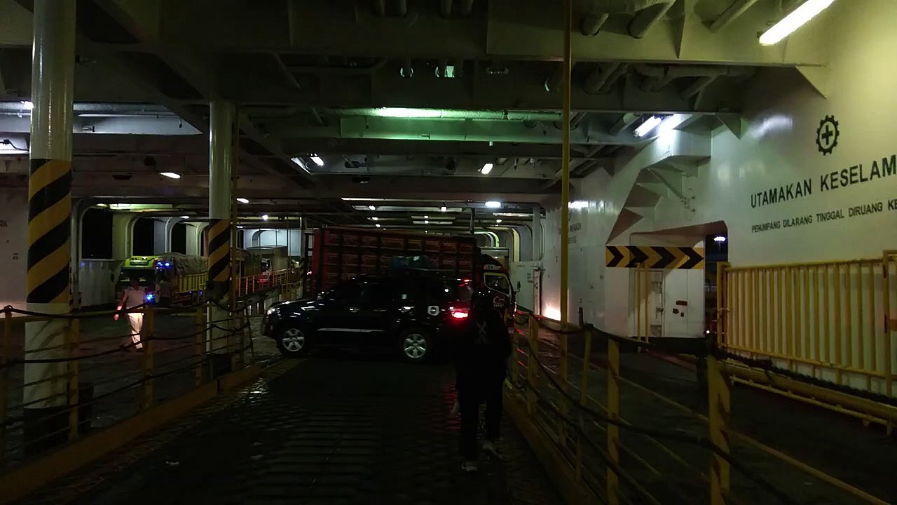 06.Masuk ke Dalam Kapal Feri Merak Bakauheni, Suasana didalam Kapal Ferry 2019_2