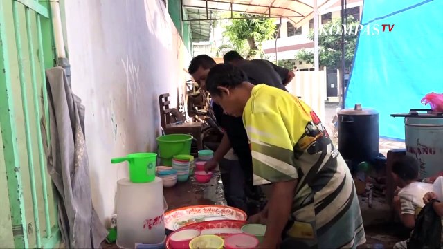 Berburu Takjil, Bubur India Khas Masjid Pekojan Semarang