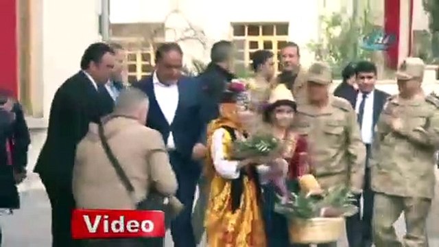 Jandarma Genel Komutanı Orgeneral Çetin, zeytin dallarıyla karşılandı