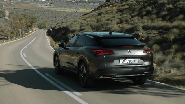 All-new Citroen C5 X - Advanced Comfort Active Suspension trailer