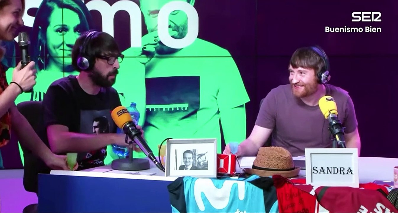 Iglesias se desmelena en la SER: "Echenique, te ataría todavía más de lo que estás para que no siguieras tuiteando"