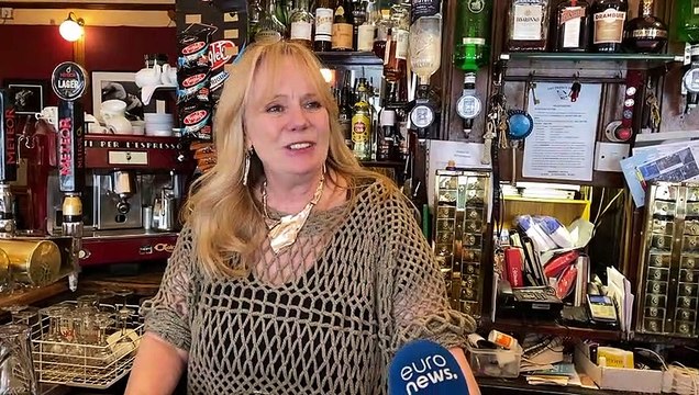 Il Regno Unito riapre: pub e negozi rialzano le serrande