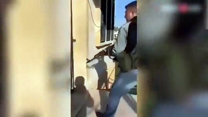 Aynı asker YPG'nin sözde karargahını böyle bastı!