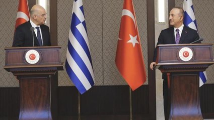 Çavuşoğlu'nun ders gibi sözleri Yunan medyasını kızdırdı! Skandal ithamlarını manşetlerine taşıdılar