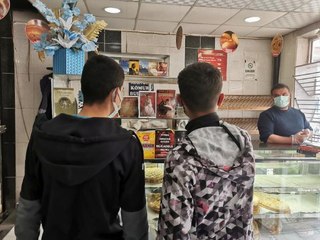 BU FIRINDA EKMEK ALANA KİTAP HEDİYE