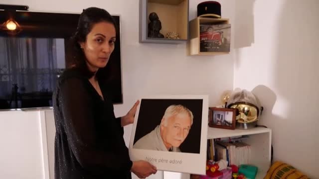 Morir solo en casa y sin funeral : recuerdo de los días más duros de la pandemia en Francia