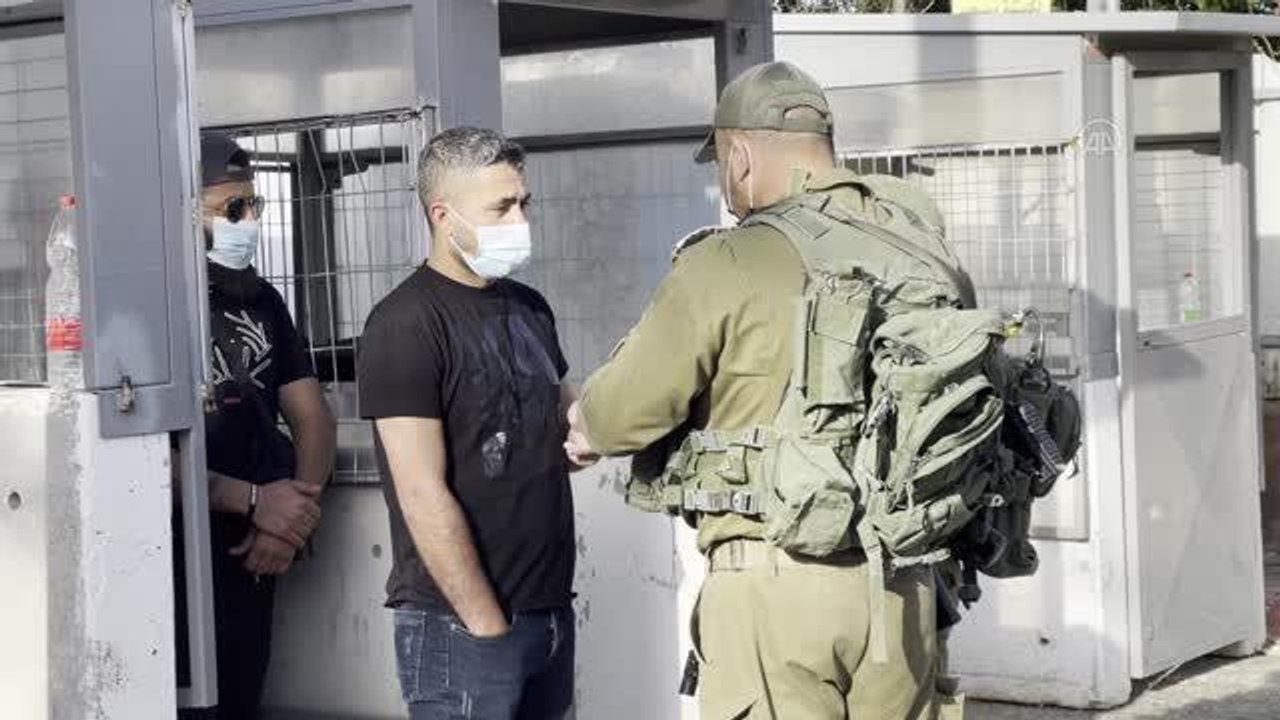 İsrail, bu ramazan da Batı Şeria'daki Filistinlilerin Mescid-i Aksa'ya gitmesine sınırlama getirdi