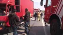 Arnavutköy'de hafriyat kamyonu ile kamyonet çarpıştı: 1 yaralı