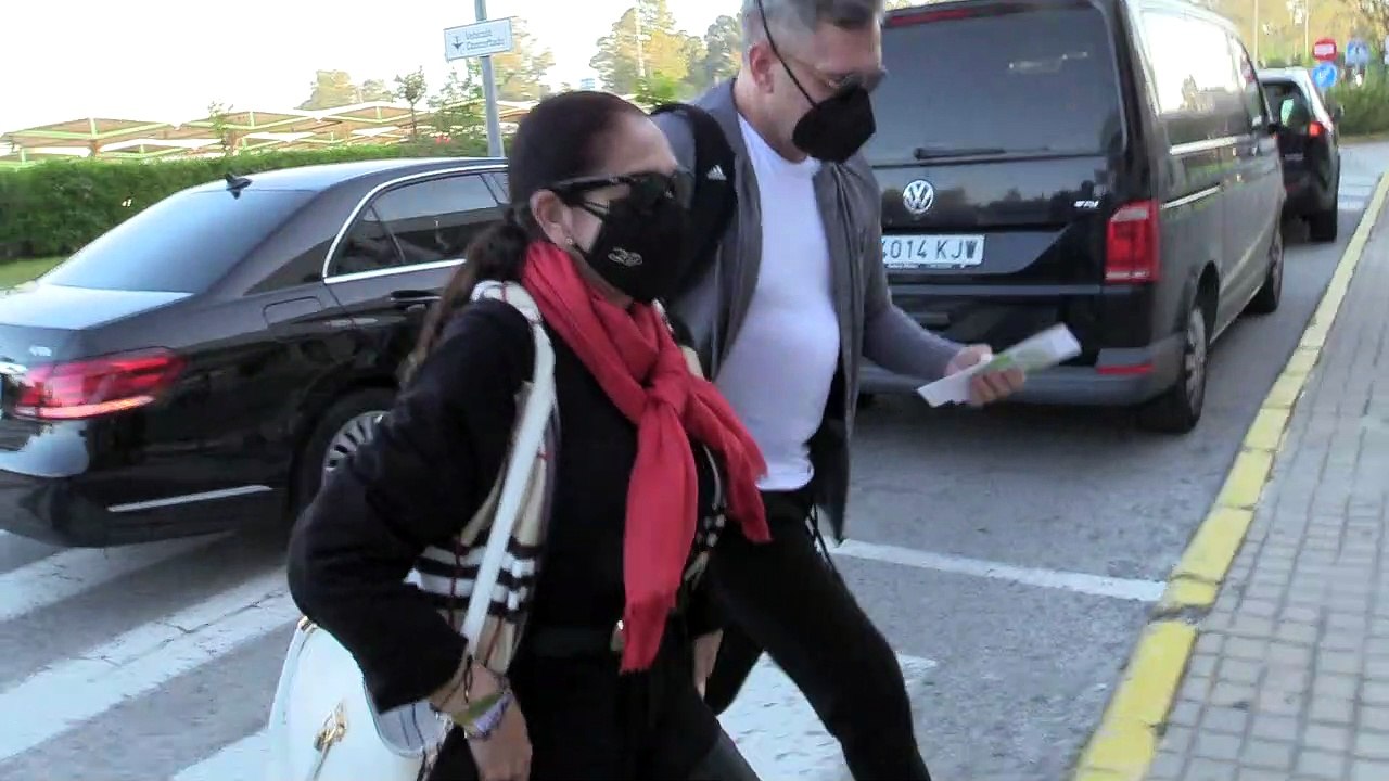 Isabel Pantoja reaparece "con muchas ganas" tras las acusaciones de Kiko Rivera