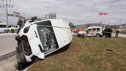 BURDUR'DAKİ TRAFİK KAZASINDA YAŞLI KARI- KOCA ÖLDÜ