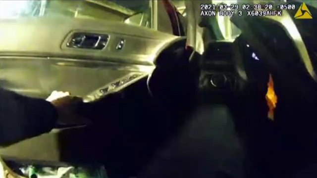 Polícia de Chicago divulga imagens de morte de adolescente