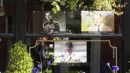 Beisetzung von Prinz Philip: Prinz Harry sitzt nicht neben seinem Bruder