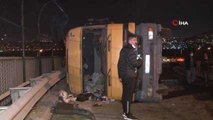 TEM otoyolunda hurda yüklü tır devrildi: 1 yaralı