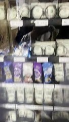 A Very Confusing Vending Machine