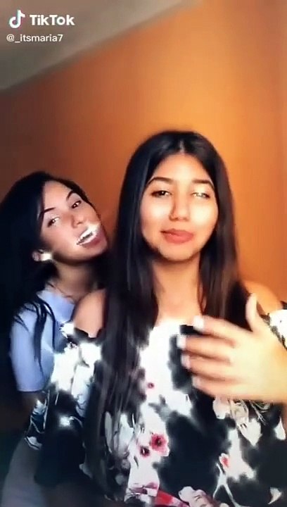 Addison Rae Vs Charli D’Amelio Tiktok Dance Battle (Rewind 2020)