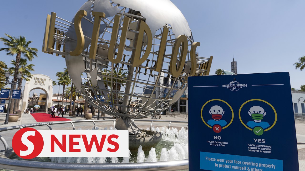 Universal Studios theme park reopens