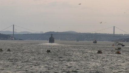 Download Video: Son dakika haber... İSTANBUL-RUS SAVAŞ GEMİLERİ PEŞ PEŞE İSTANBUL BOĞAZI'NDAN GEÇTİ