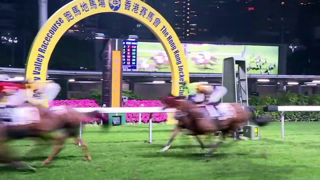 Les courses hippiques, passion de Hong Kong, s'essouflent
