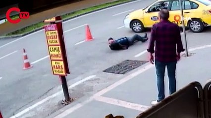 Taksicinin vurulma anı kameraya böyle yansıdı