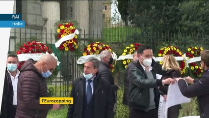 Eurozapping : Angela Merkel a reçu une première dose de vaccin contre le Covid-19