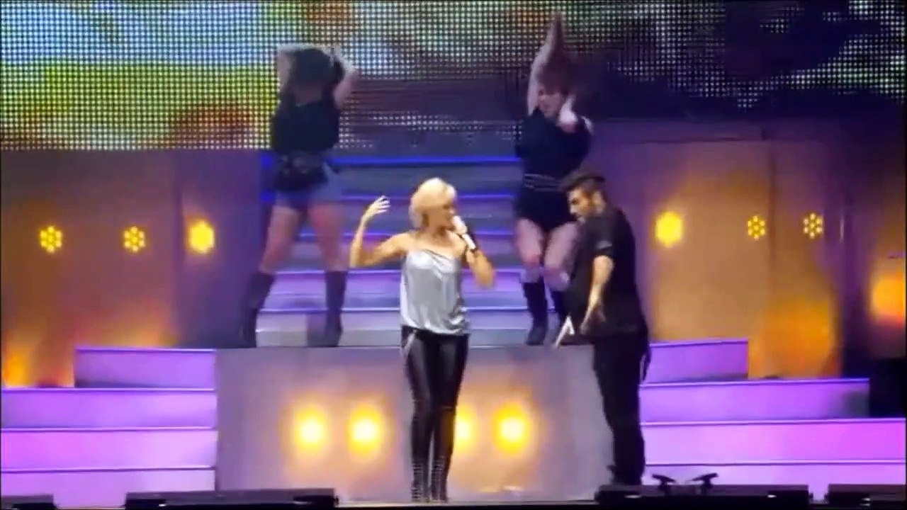 Live: Helene Fischer – Zum ersten Mal mit Band und Orchester