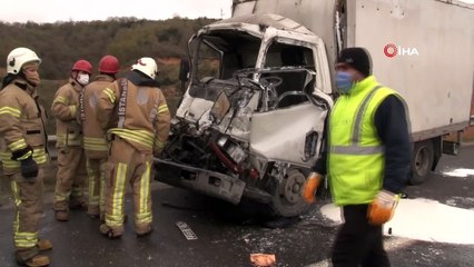 Kuzey Marmara Otoyolunda kamyon ile tır çarpıştı: 1 yaralı