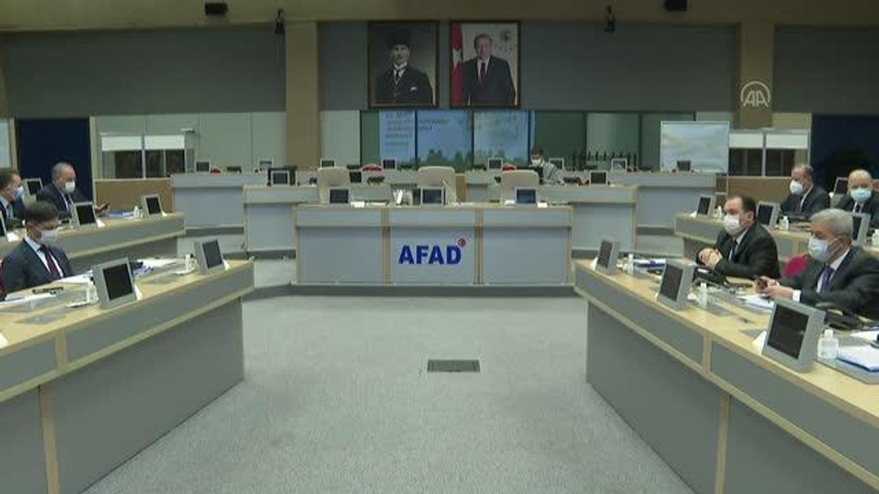 Son dakika haber... İçişleri Bakanı Süleyman Soylu: "İstanbul'u dünyanın en güvenilir şehirlerinden biri haline getirebilmek için hep birlikte çaba sarf ediyoruz"