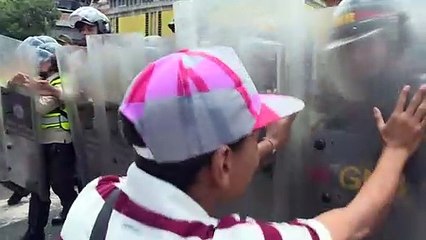 Echauffourées à Caracas pour pénurie de nourriture