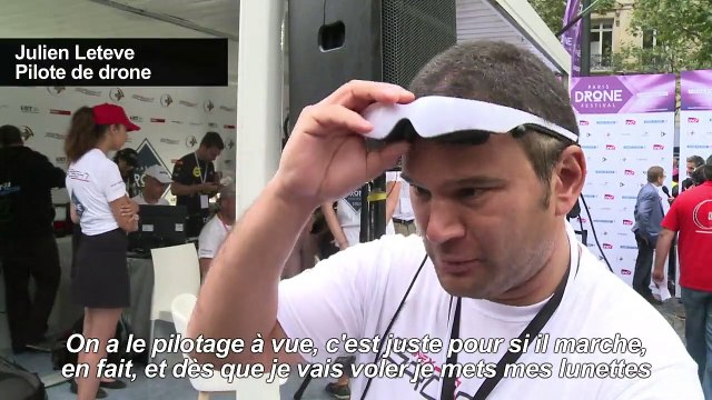 Paris: un festival de drones organisé sur les Champs-Elysées